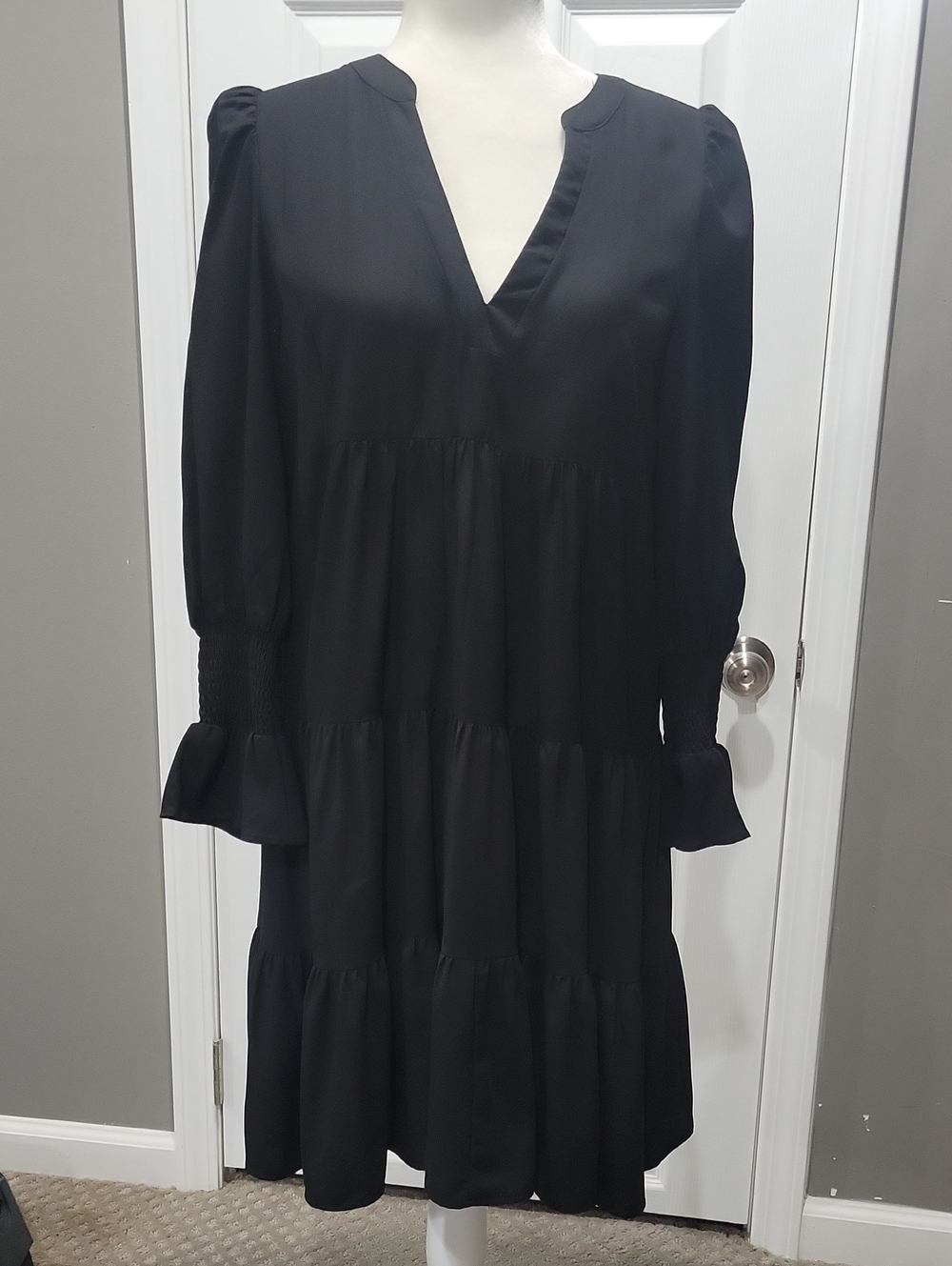 Pomander Place Black Tiered V-Neck Long Sleeve Dress